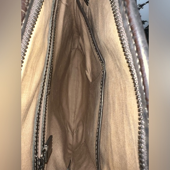 Burberry Crossbody - Picture 8 of 11